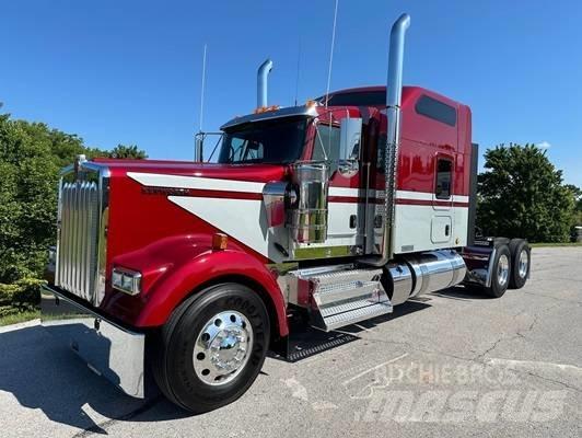 Kenworth W 900 曳引機組件