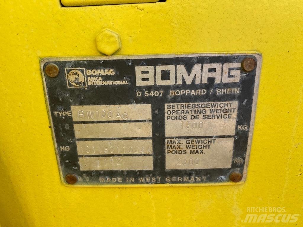 Bomag BW 100 AC 複合式滾壓機