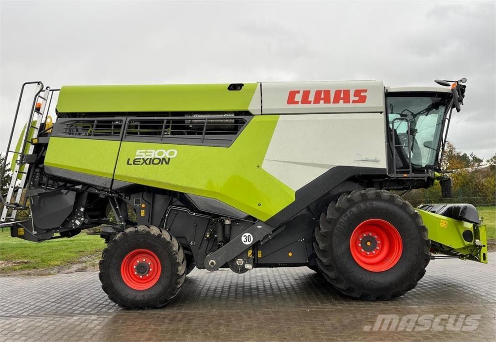CLAAS Lexion 5300 聯合收穫機