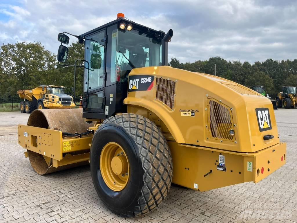 CAT CS 54 B 單輪滾壓機