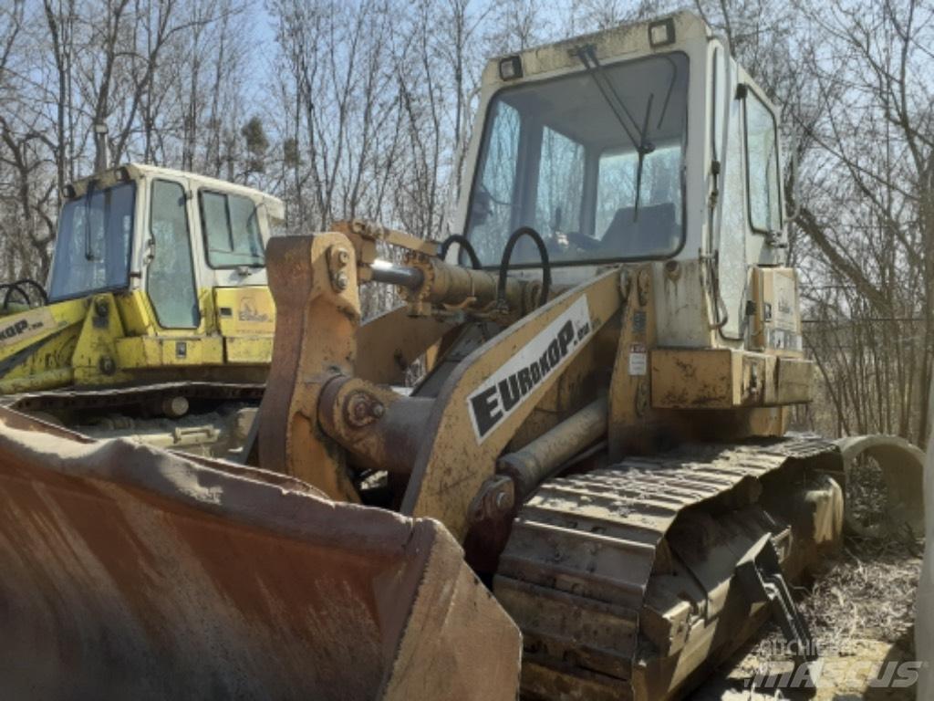 Liebherr LR 622 推土機