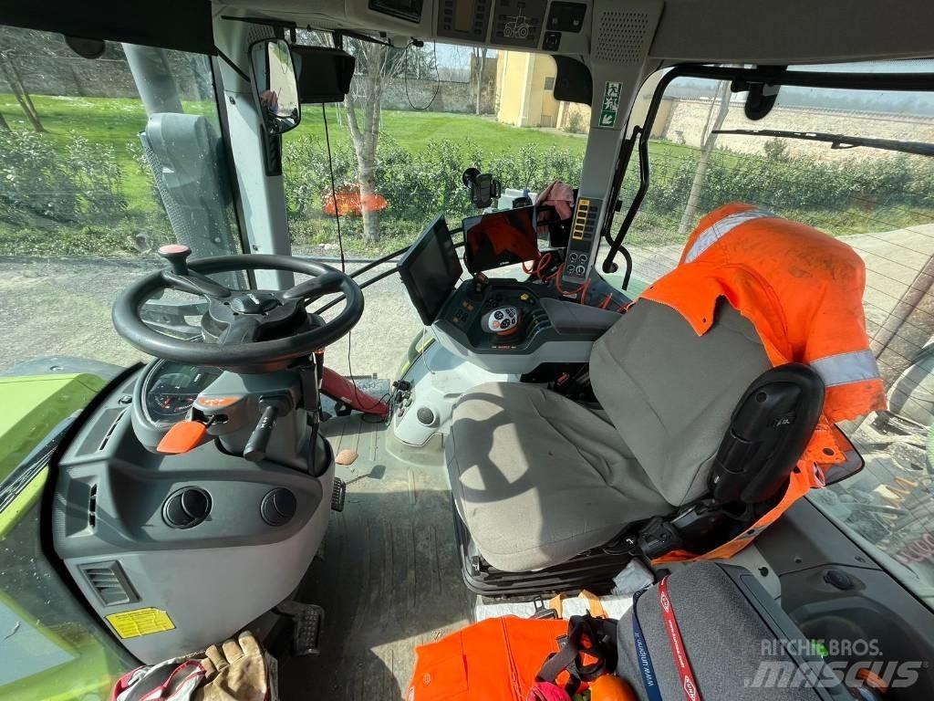 CLAAS Axion 830 曳引機
