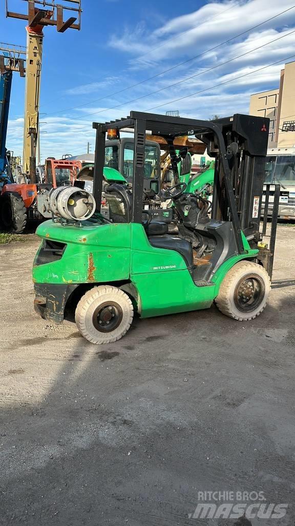 Mitsubishi FG30N 堆高機(叉車)-其他