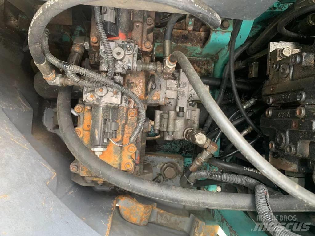 Kobelco SK 135 履帶式 挖土機/掘鑿機/挖掘機