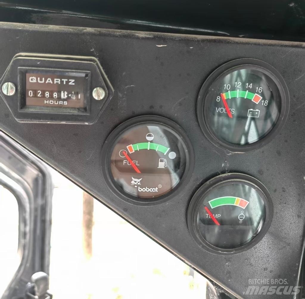 Bobcat S 16 滑移轉向裝載機