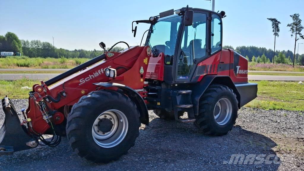 Schäffer 8620 T 農業用伸縮臂裝載機