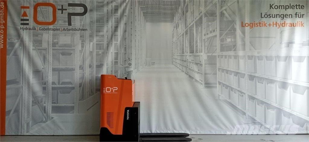 Toyota LSI200 行走控制式堆積機