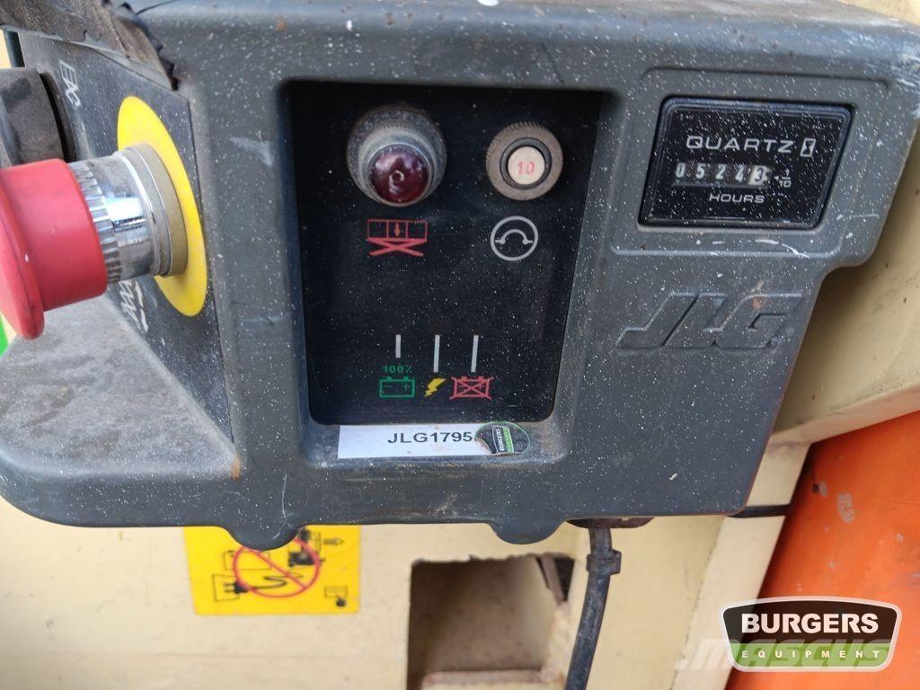 JLG 2646ES 剪式升降機