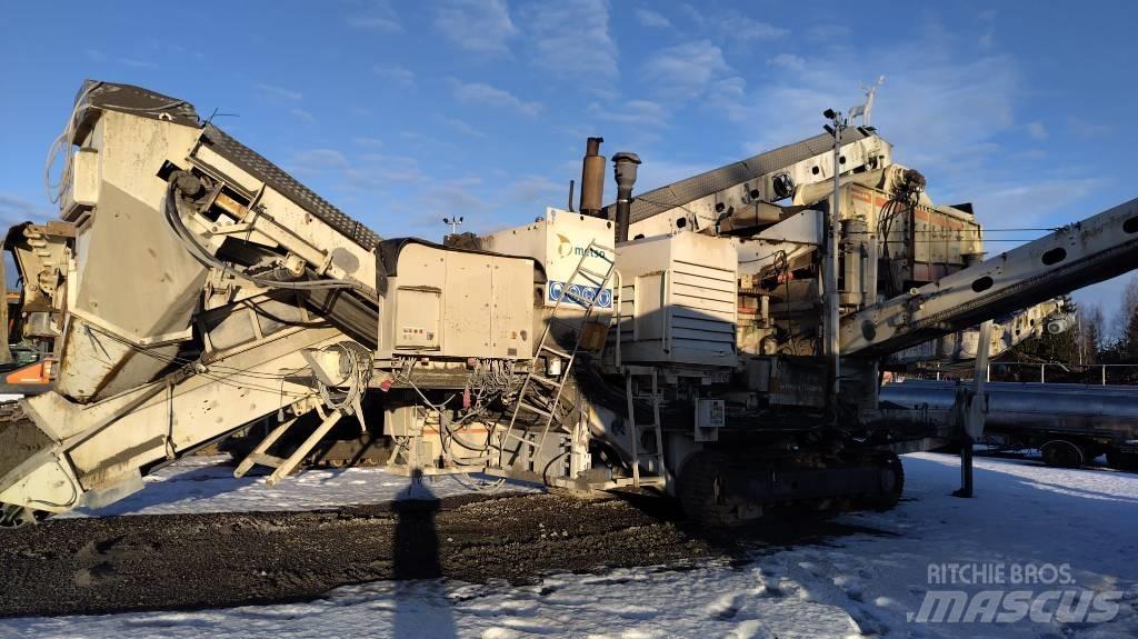 Metso LT 200 HPB 移動式壓碎機