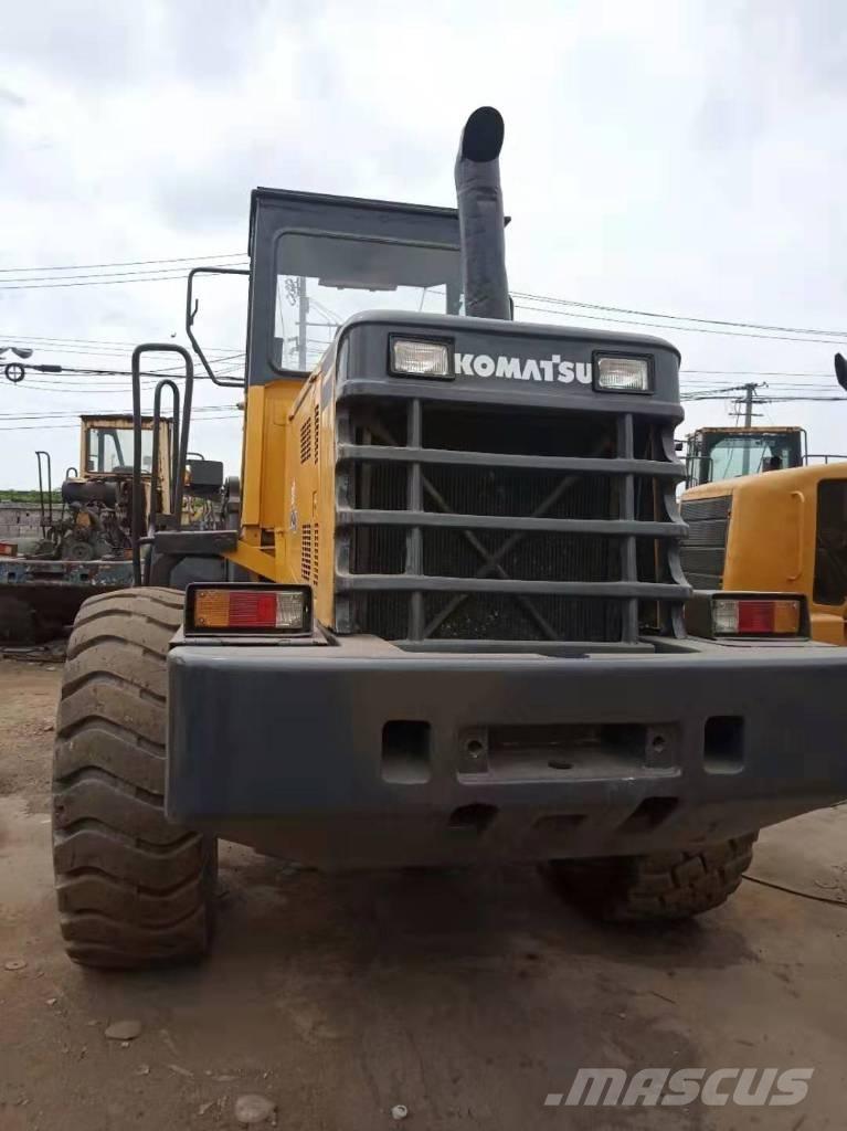 Komatsu WA 320-3 輪胎式裝載機