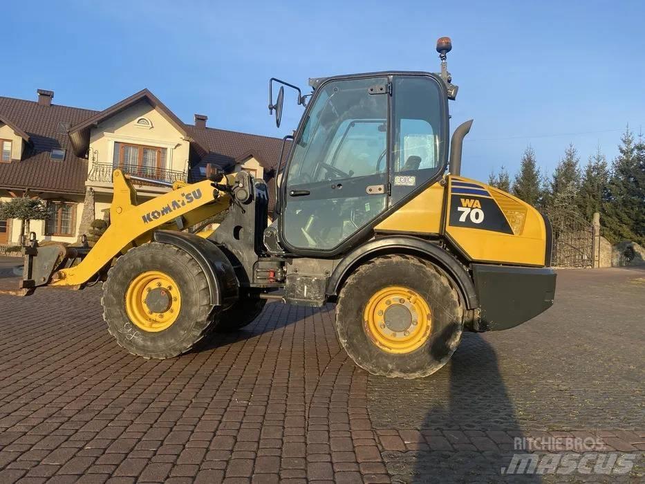 Komatsu WA 70-6 輪胎式裝載機