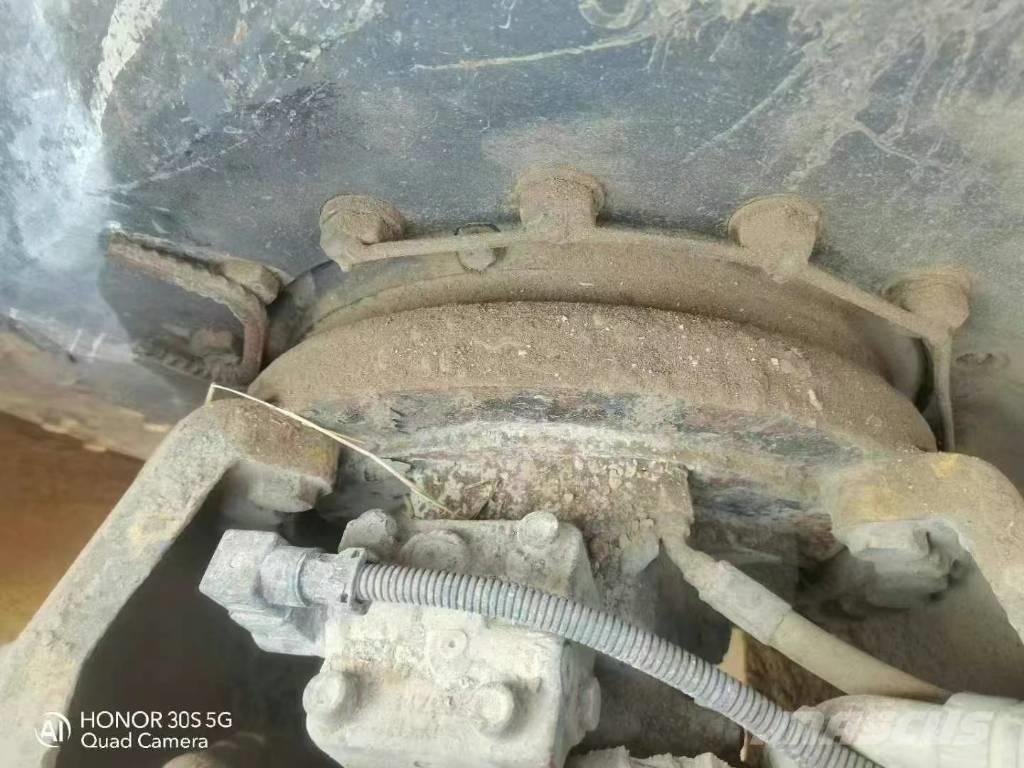 Dynapac 610AC 複合式滾壓機