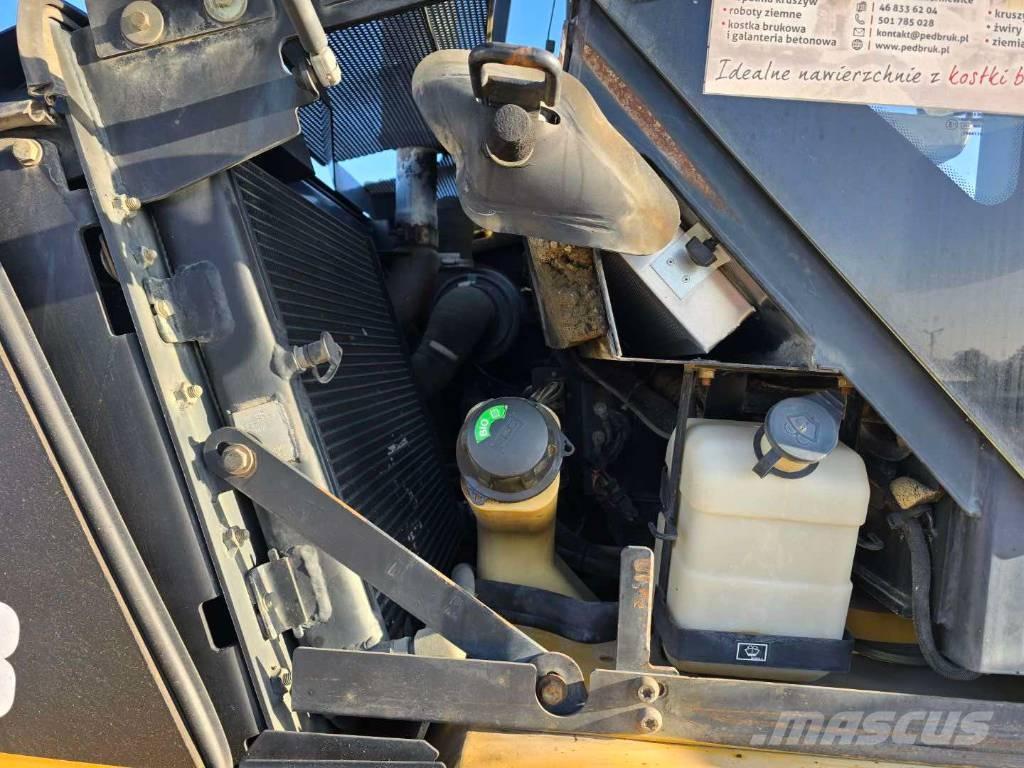 CAT 908 輪胎式裝載機