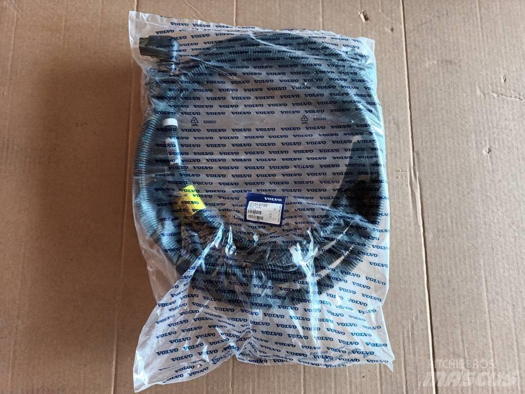 Volvo HOSE  21313785 油壓