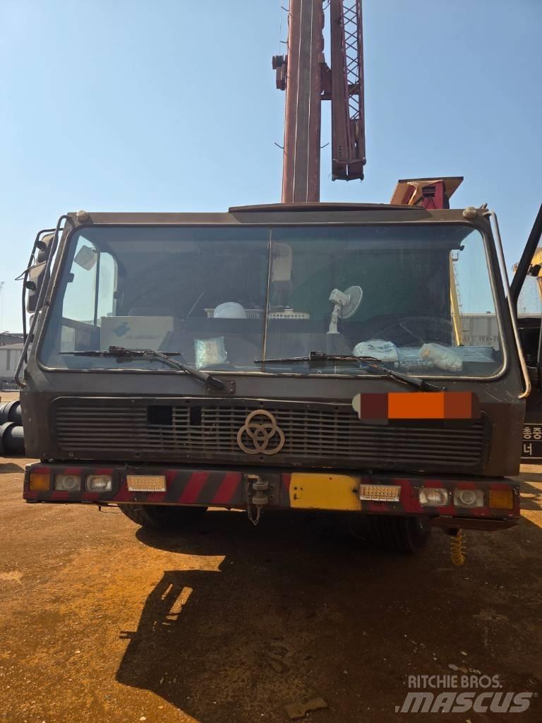 Krupp KMK 5110 全路面起重機/吊車