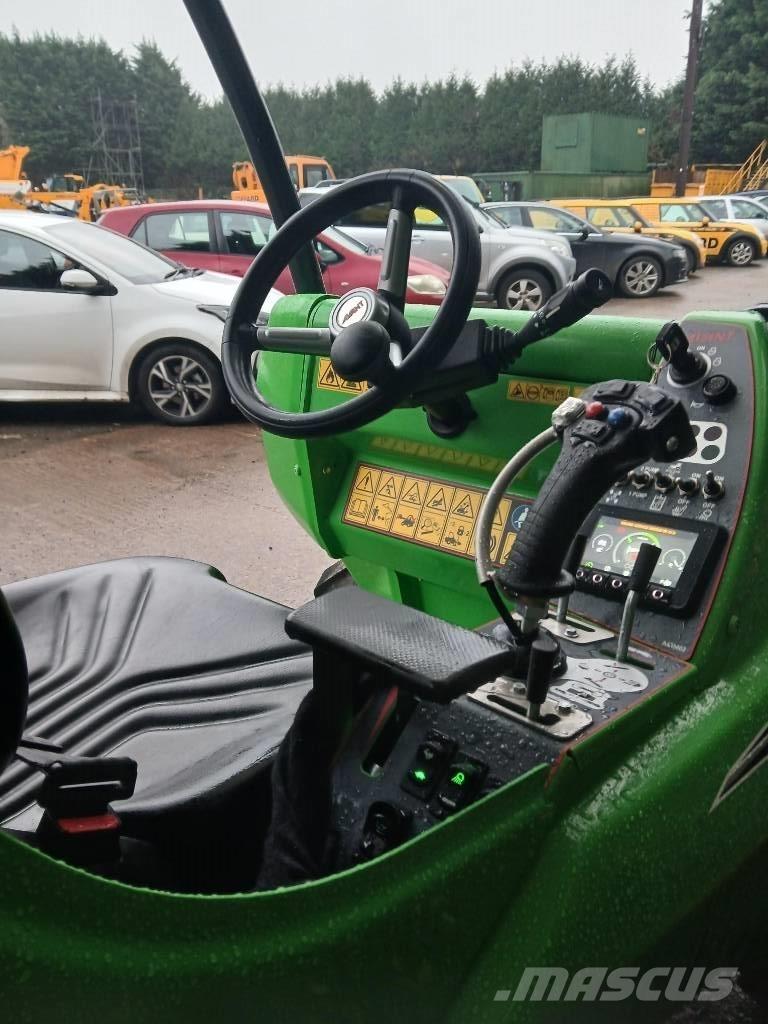 Avant 760i 多功能裝載機