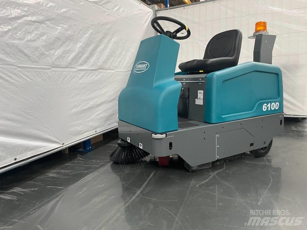 Tennant 6100 掃倉機