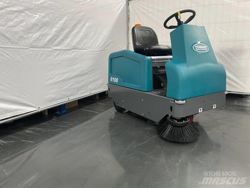 Tennant 6100 掃倉機