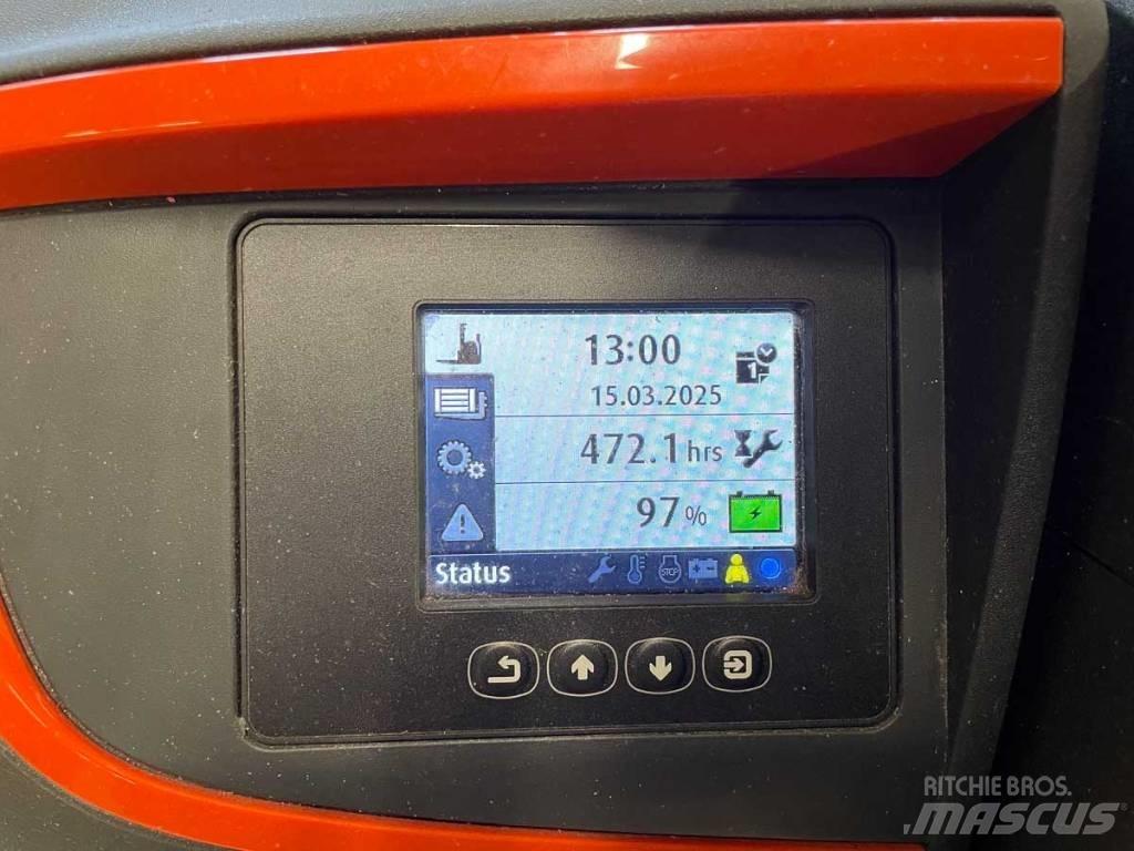 Linde L 20 自走式堆積機
