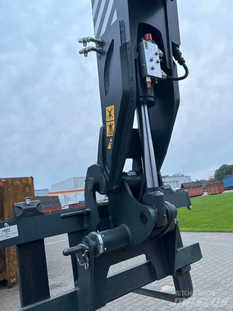 Magni RTH 5.21 SMART 伸縮臂操作車