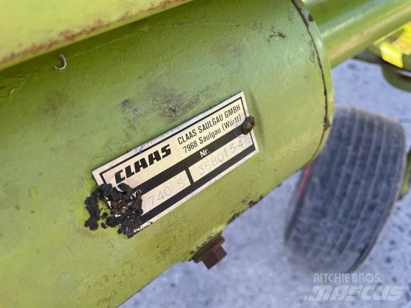 CLAAS 740 S 耙與翻草機