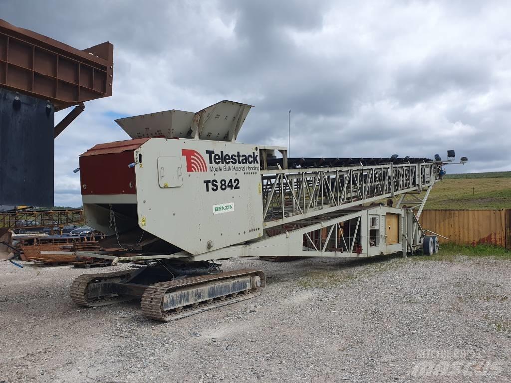 Telestack TS 842 廢棄物選別設備