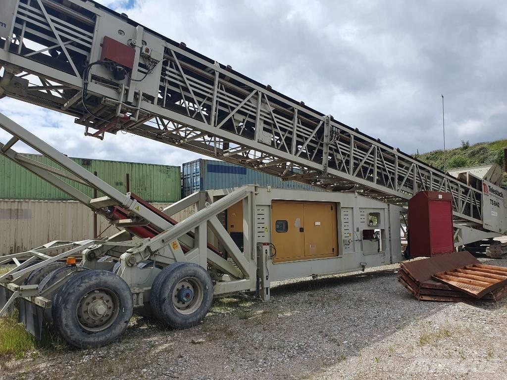 Telestack TS 842 廢棄物選別設備