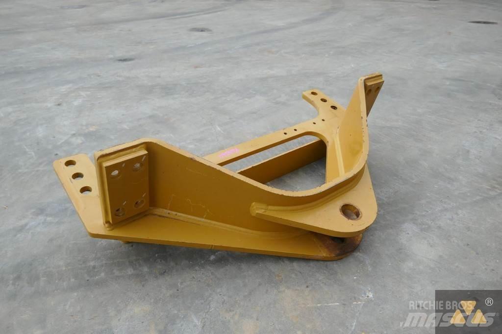 CAT 140M3 Drawbar 其他組件