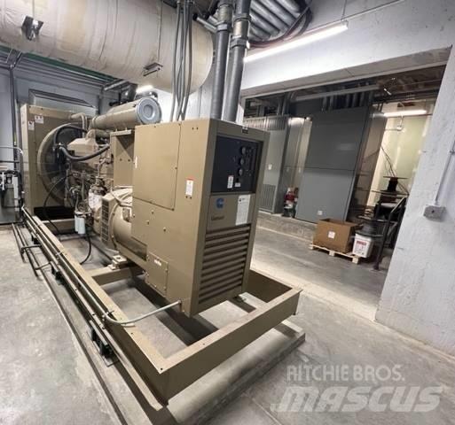 Cummins KTTA19 柴油發電機