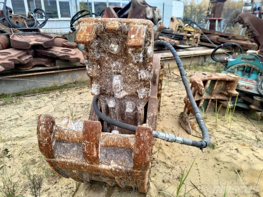 Soosan 300 工程軋碎機(壓碎機)