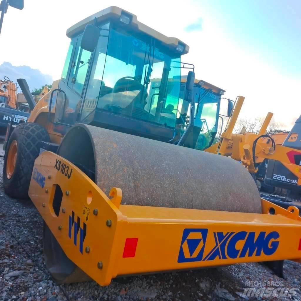 XCMG XS 183 J 單輪滾壓機