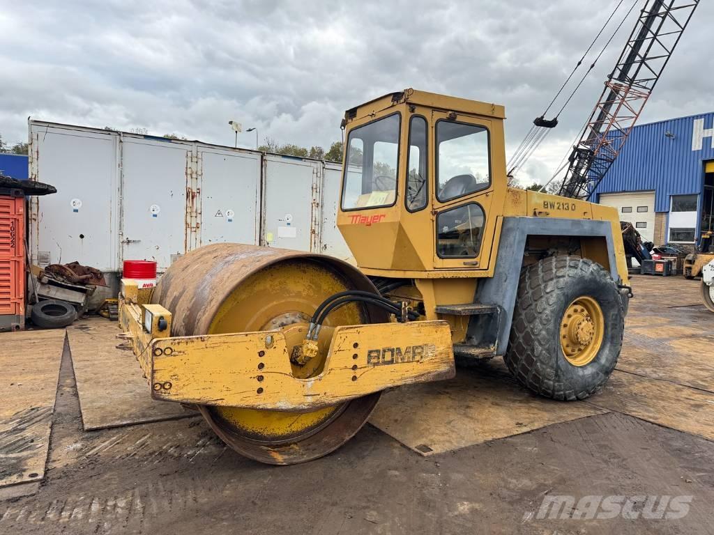 Bomag BW 213 D 單輪滾壓機