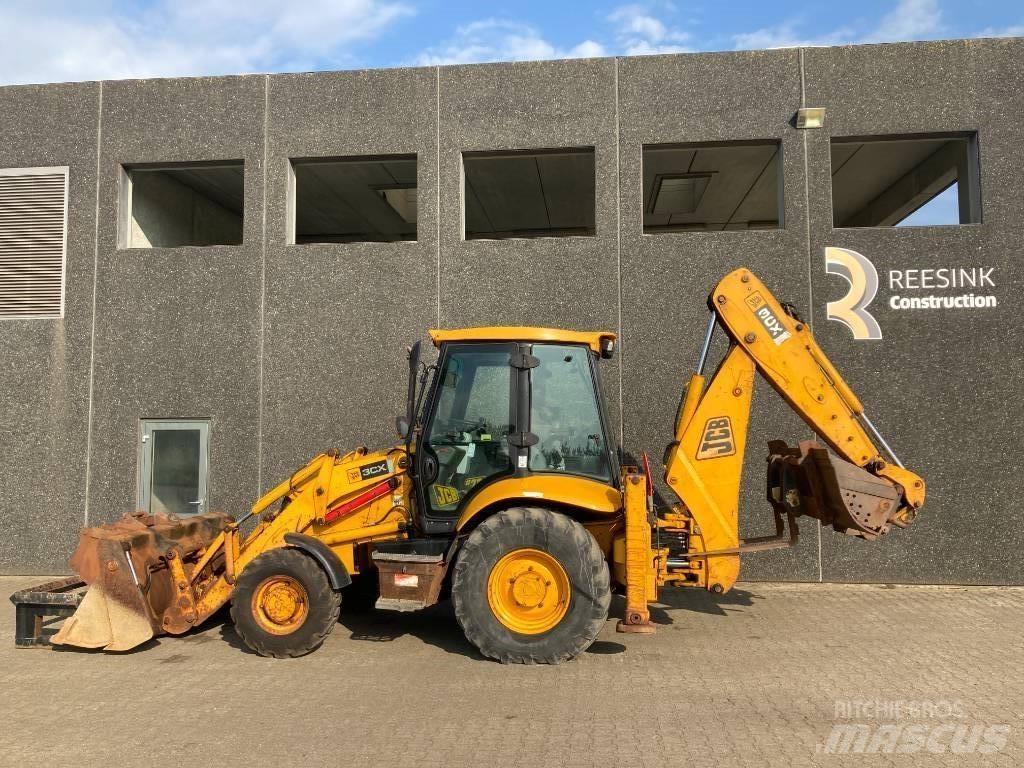 JCB 3 CX 反鏟裝載機