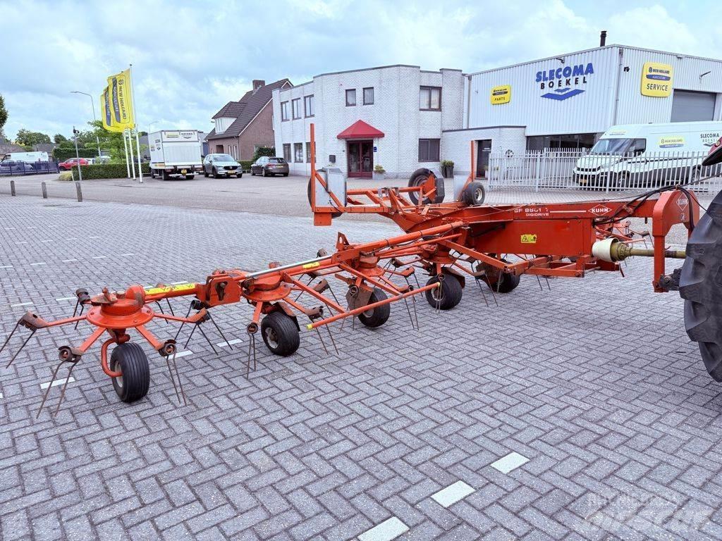 Kuhn GF8501 T 耙與翻草機