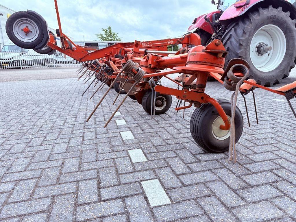 Kuhn GF8501 T 耙與翻草機