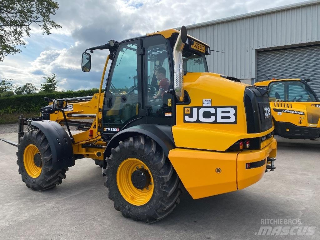 JCB TM 320 S 農業用伸縮臂裝載機