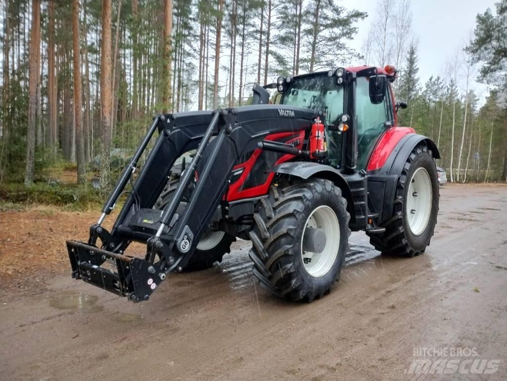 Valtra T234 Active 曳引機