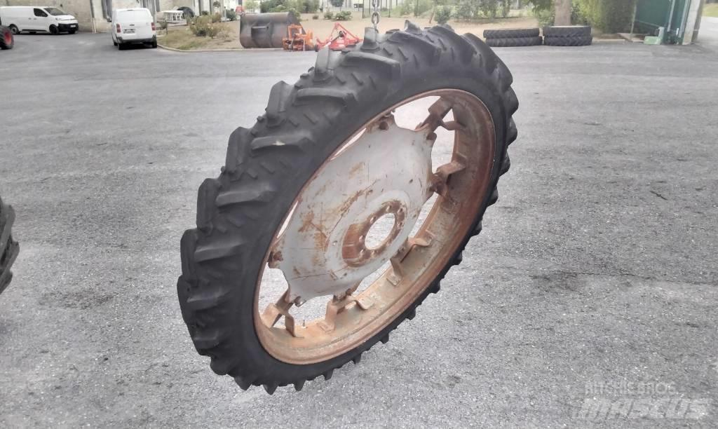 Kleber 8.3R44 輪胎、車輪和輪圈