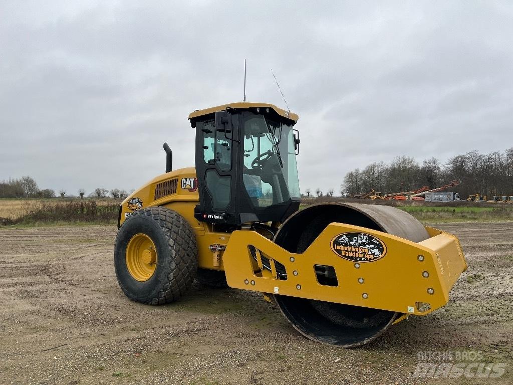 CAT CS 12 GC 土壤壓實機