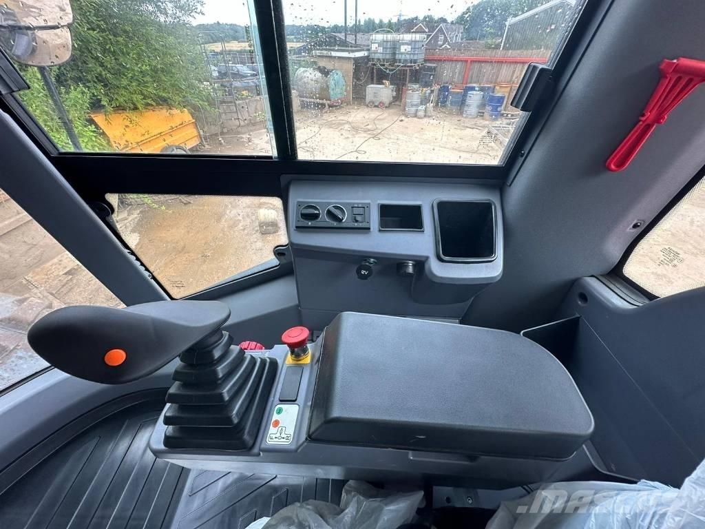 Hamm HC 130i 單輪滾壓機