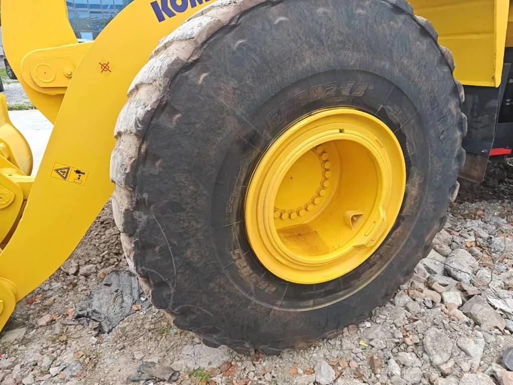 Komatsu WA 470-6 輪胎式裝載機