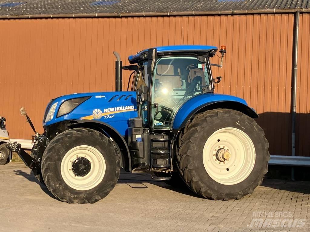 New Holland T 7.230 曳引機