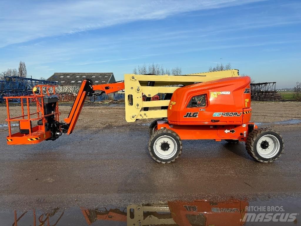 JLG EC 450 AJ 曲臂高空作業車