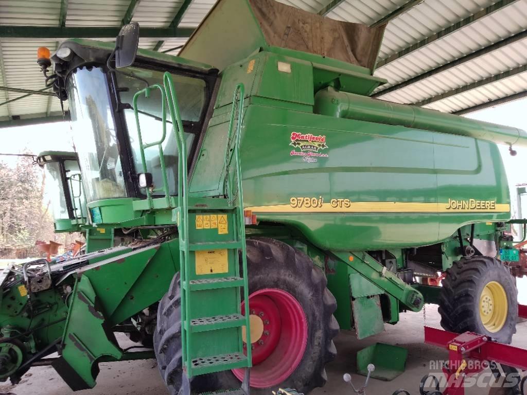 John Deere 9780 CTS 聯合收穫機