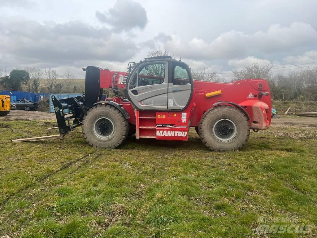 Manitou MHT 10180 伸縮臂操作車
