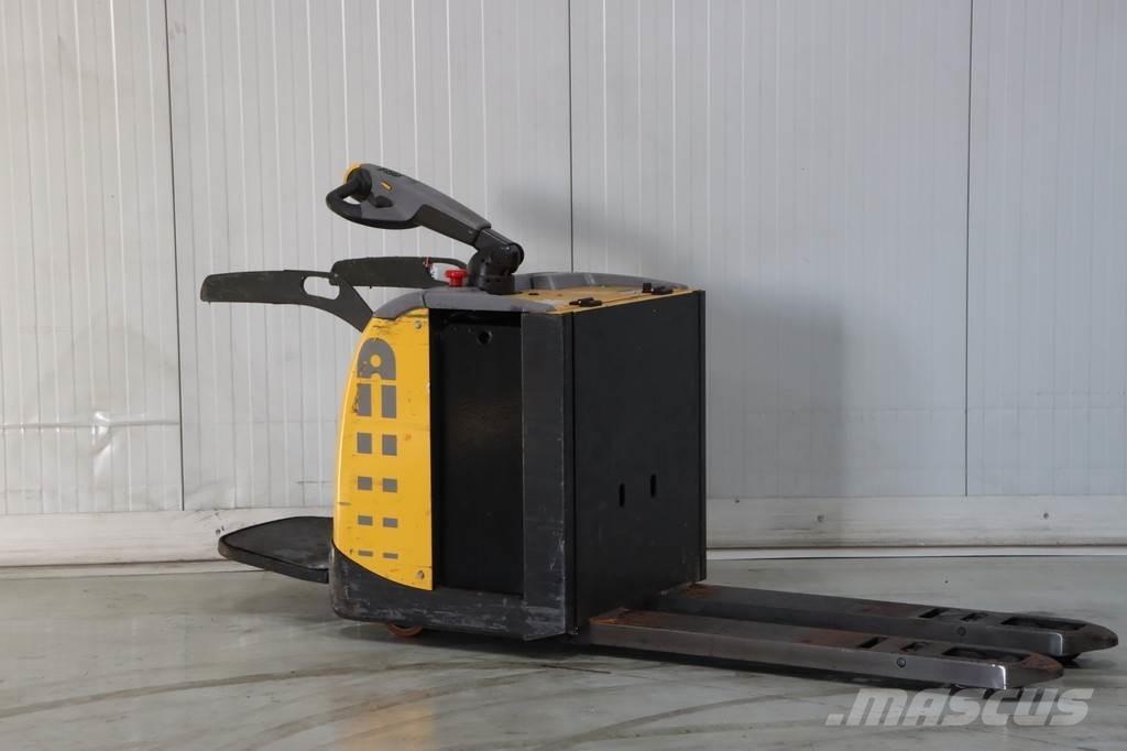 Atlet PLP/200P 低架升降機