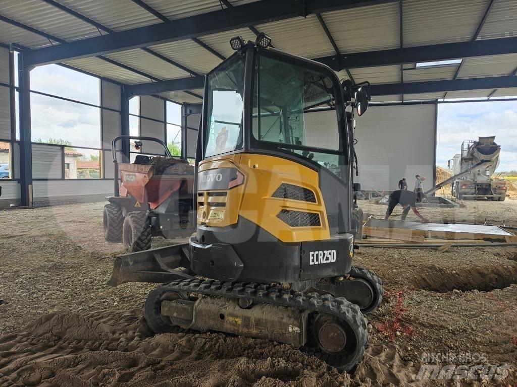 Volvo ECR 25 D 小型挖土機/掘鑿機<7t(小型挖掘機)