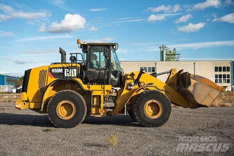 CAT 950M 輪胎式裝載機