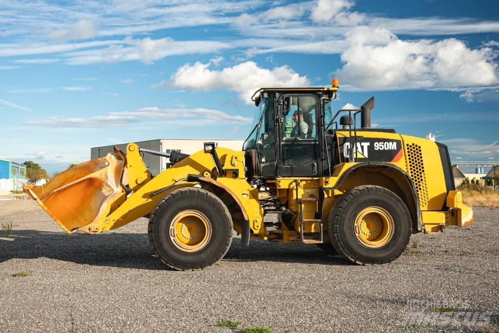 CAT 950M 輪胎式裝載機