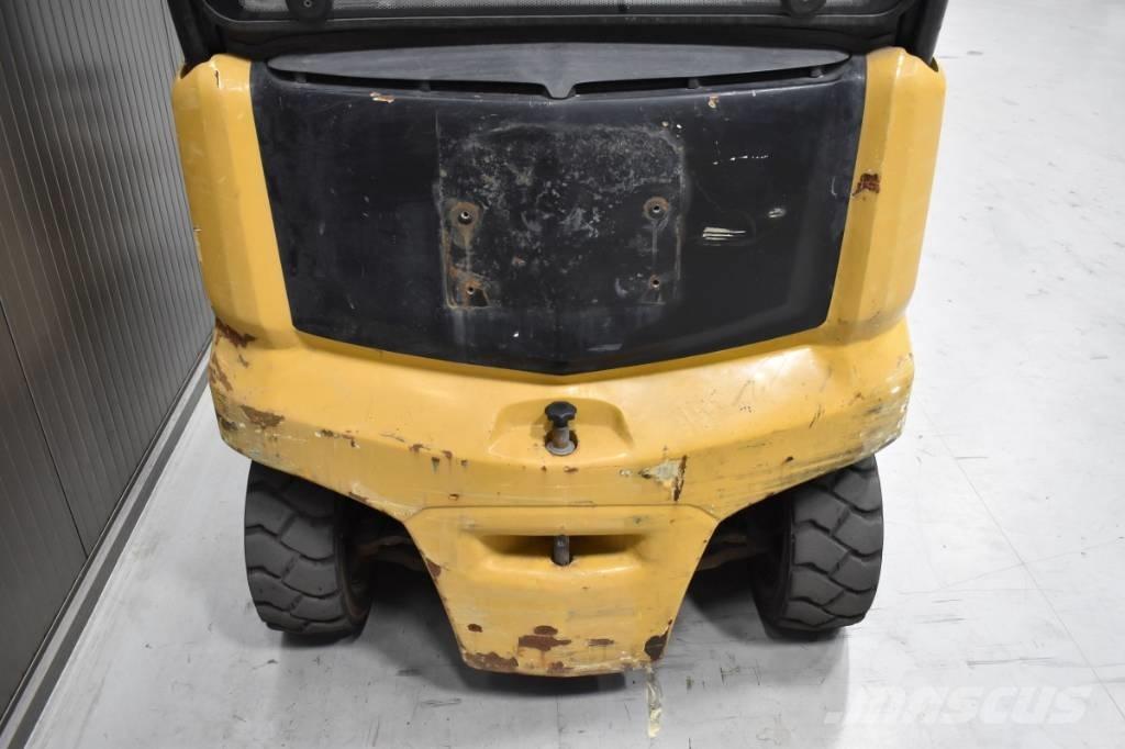 CAT EP 30 CN 電動堆高機